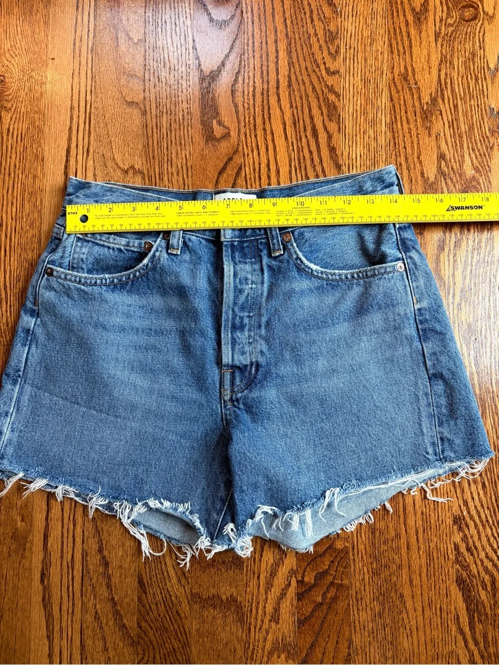 Agolde Parker Long Shorts in Skywave Denim Frayed | Size 26 | NWOT